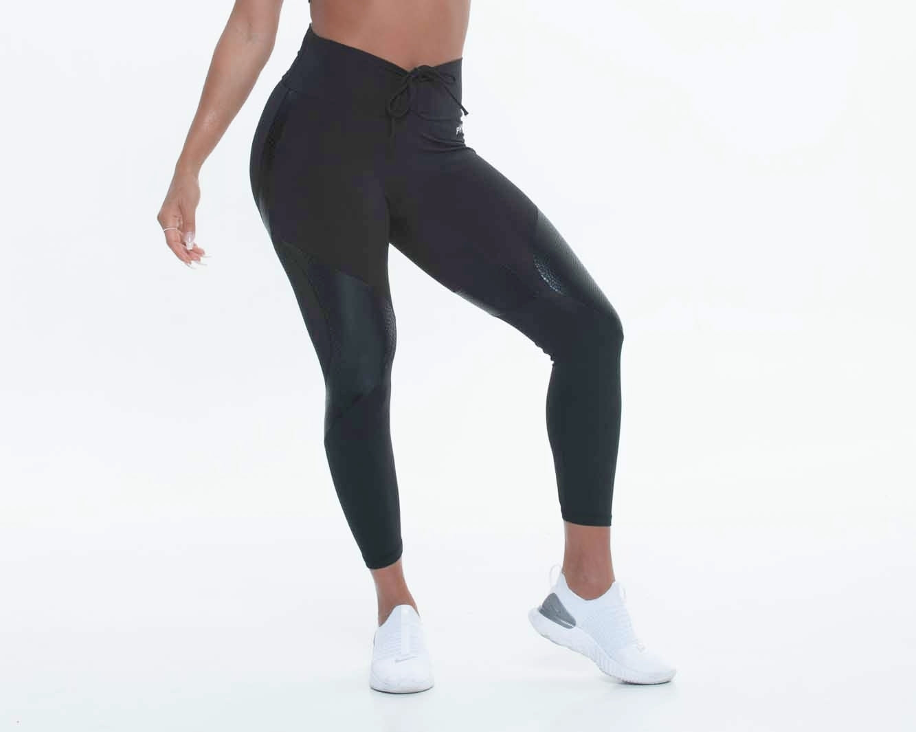 PNX - Eden 7/8 Scrunch Leggings - Medusa Black